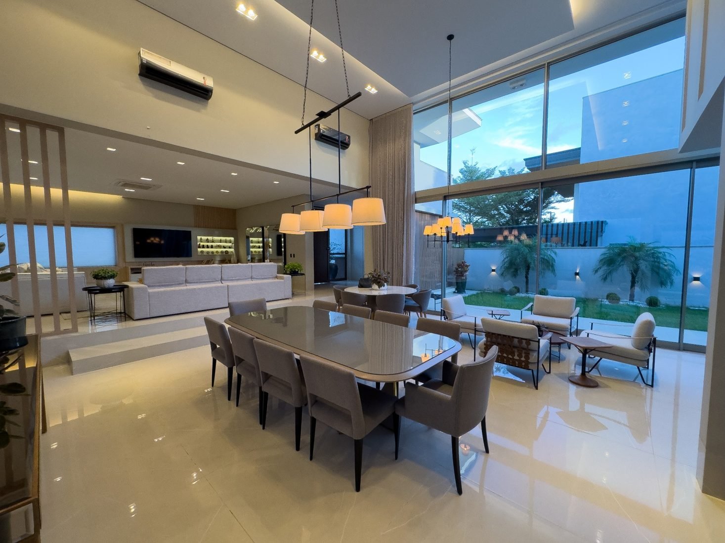 Sala de jantar e ambientes integrados